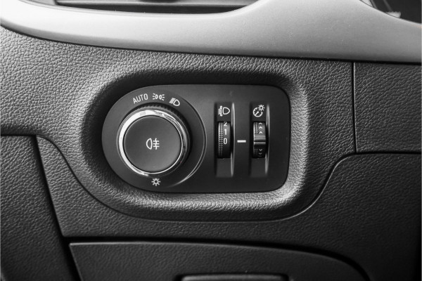 Opel Astra Sports Tourer 1.2 Edition Climate PDC CarPlay