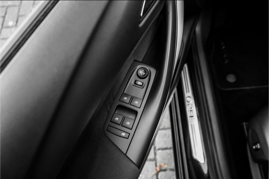 Opel Astra Sports Tourer 1.2 Edition Climate PDC CarPlay