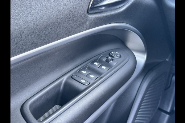 Jeep Avenger 1.2 Altitude | Winterpakket | Camera | Apple/Android CarPlay