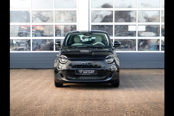 Fiat 500 Hybrid Collezione | Clima | LED | PDC | JBL Premium Audio | 17" | Camera | BSM | Canneloni Ivory/Piombo interieur