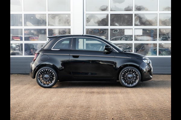 Fiat 500 Hybrid Collezione | Clima | LED | PDC | JBL Premium Audio | 17" | Camera | BSM | Canneloni Ivory/Piombo interieur