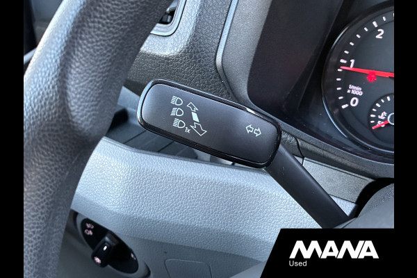 Volkswagen Crafter 2.0TDI 177PK L4H3 Automaat LED Leer Cruise Carplay Lederen bekleding Dubbele schuifdeur Camera