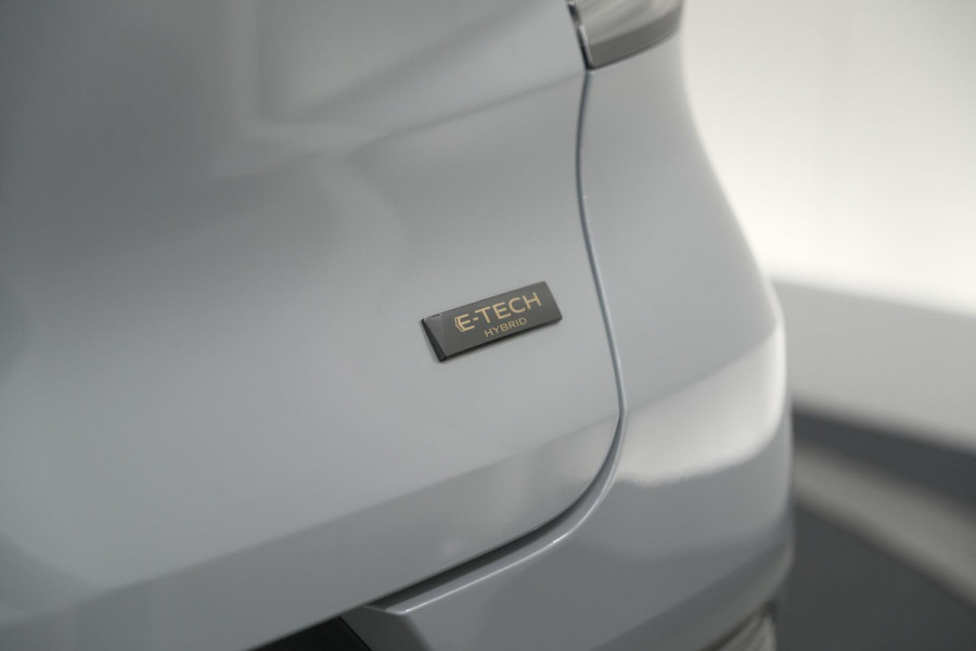 Renault Captur 1.8 E-Tech full hybrid 160 techno | Camera | Winterpakket | Adaptieve Cruise Control | Apple Carplay