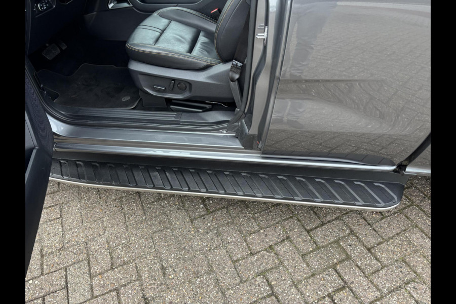 Ford Ranger 2.0 Super Cab EcoBlue Wildtrak | SCI | 204pk Automaat | Trekhaak | Lederen Bekleding | Rollertop | 3.500kg Trekgewicht | Adaptieve Cruise