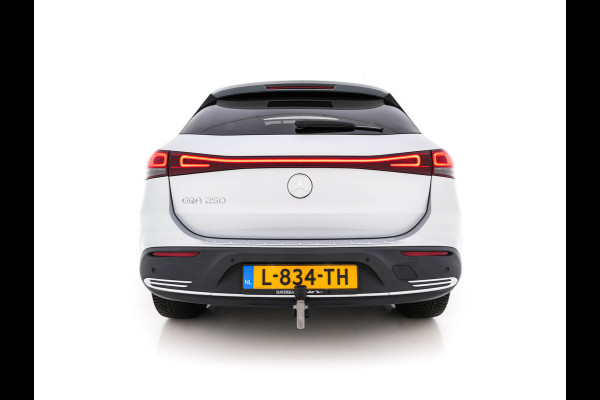 Mercedes-Benz EQA 250 Business Solution Luxury 67 kWh [ 3-Fase ] (SOH-94%) (INCL-BTW) *PANO | LEATHER | WIDESCREEN-COCKPIT | FULL-LED | BLINDSPOT | AMBIENT-LIGHT | CAMERA | NAVI-FULLMAP | DAB+ | COMFORT-SEATS | ECC | SHIFTPADDLES | CRUISE | HEATED-SEATS | ...