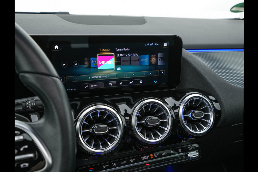 Mercedes-Benz EQA 250 Business Solution Luxury 67 kWh [ 3-Fase ] (SOH-94%) (INCL-BTW) *PANO | LEATHER | WIDESCREEN-COCKPIT | FULL-LED | BLINDSPOT | AMBIENT-LIGHT | CAMERA | NAVI-FULLMAP | DAB+ | COMFORT-SEATS | ECC | SHIFTPADDLES | CRUISE | HEATED-SEATS | ...