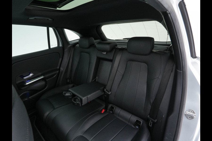 Mercedes-Benz EQA 250 Business Solution Luxury 67 kWh [ 3-Fase ] (SOH-94%) (INCL-BTW) *PANO | LEATHER | WIDESCREEN-COCKPIT | FULL-LED | BLINDSPOT | AMBIENT-LIGHT | CAMERA | NAVI-FULLMAP | DAB+ | COMFORT-SEATS | ECC | SHIFTPADDLES | CRUISE | HEATED-SEATS | ...