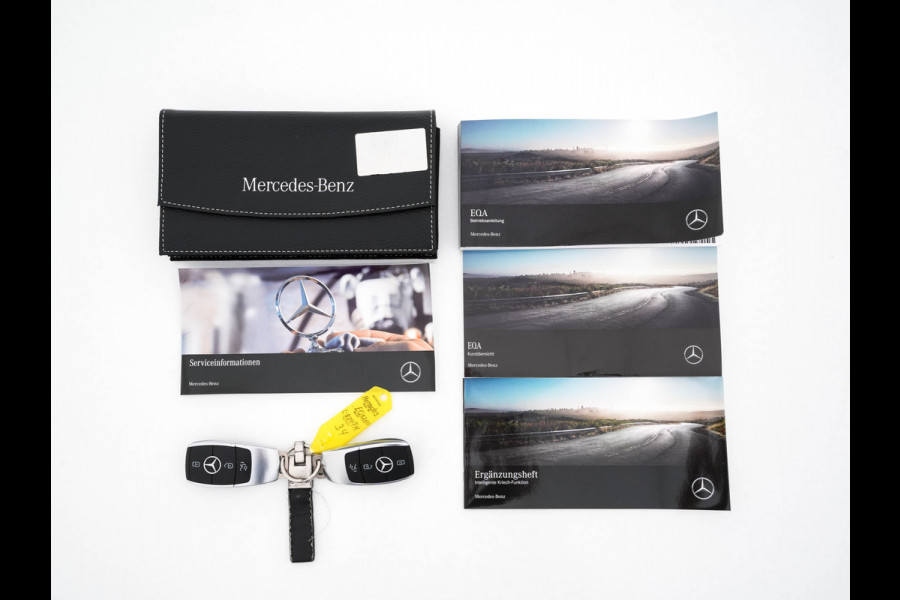 Mercedes-Benz EQA 250 Business Solution Luxury 67 kWh [ 3-Fase ] (SOH-94%) (INCL-BTW) *PANO | LEATHER | WIDESCREEN-COCKPIT | FULL-LED | BLINDSPOT | AMBIENT-LIGHT | CAMERA | NAVI-FULLMAP | DAB+ | COMFORT-SEATS | ECC | SHIFTPADDLES | CRUISE | HEATED-SEATS | ...