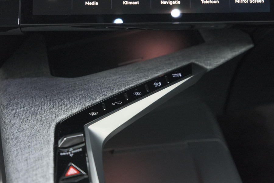 Peugeot 5008 1.2 Hybrid 136 GT | Allseason Banden | Adaptieve Cruise Control | 360 Camera | Apple Carplay