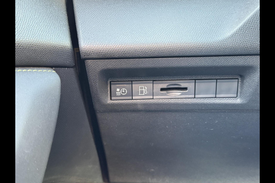 Peugeot 308 1.6 HYbrid 225