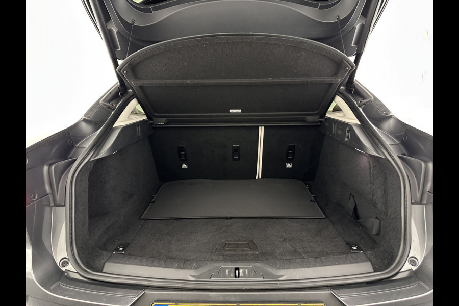 Jaguar I-PACE EV400 First Edition 90 kWh *PANO | LEATHER | MATRIX-LED | MERIDIAN | TOPVIEW | BLINDSPOT | MEMORY-PACK | DIGI-COCKPIT | KEYLESS | HEAD-UP | NAVI-FULLMAP | HEATED-SPORTSEATS | DAB+ | AMBIENTLIGHT | TOWBAR | 20"ALU*