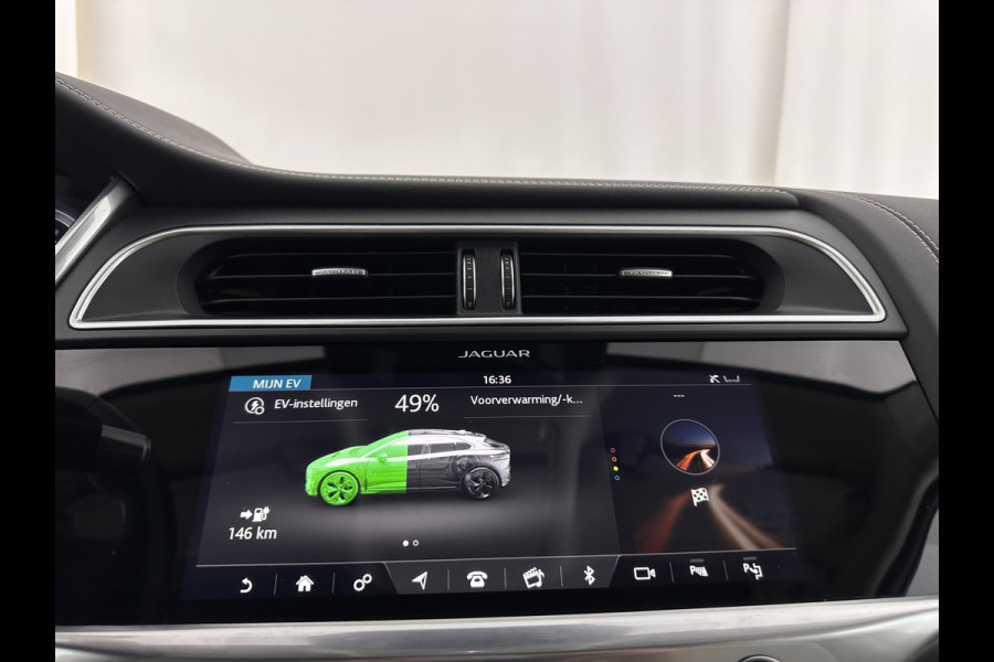 Jaguar I-PACE EV400 First Edition 90 kWh *PANO | LEATHER | MATRIX-LED | MERIDIAN | TOPVIEW | BLINDSPOT | MEMORY-PACK | DIGI-COCKPIT | KEYLESS | HEAD-UP | NAVI-FULLMAP | HEATED-SPORTSEATS | DAB+ | AMBIENTLIGHT | TOWBAR | 20"ALU*