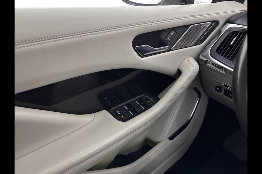 Jaguar I-PACE EV400 First Edition 90 kWh *PANO | LEATHER | MATRIX-LED | MERIDIAN | TOPVIEW | BLINDSPOT | MEMORY-PACK | DIGI-COCKPIT | KEYLESS | HEAD-UP | NAVI-FULLMAP | HEATED-SPORTSEATS | DAB+ | AMBIENTLIGHT | TOWBAR | 20"ALU*
