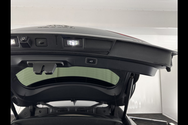 Jaguar I-PACE EV400 First Edition 90 kWh *PANO | LEATHER | MATRIX-LED | MERIDIAN | TOPVIEW | BLINDSPOT | MEMORY-PACK | DIGI-COCKPIT | KEYLESS | HEAD-UP | NAVI-FULLMAP | HEATED-SPORTSEATS | DAB+ | AMBIENTLIGHT | TOWBAR | 20"ALU*