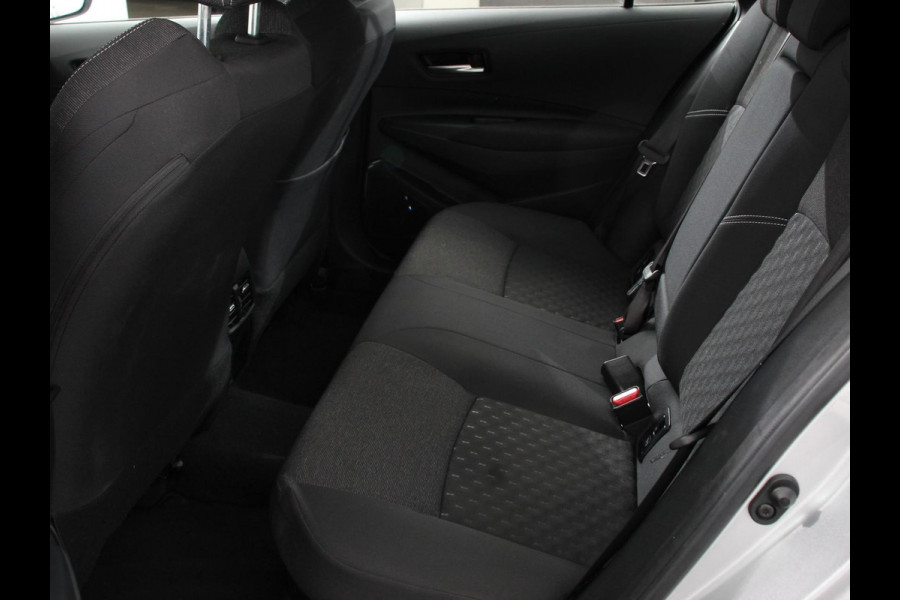 Toyota Corolla Touring Sports Automaat Hybrid 140 Active | Navigatie | Apple Carplay/Android Auto | Climate Control | Cruise Control Adaptive | 17"Lichtmetalen velgen | Camera