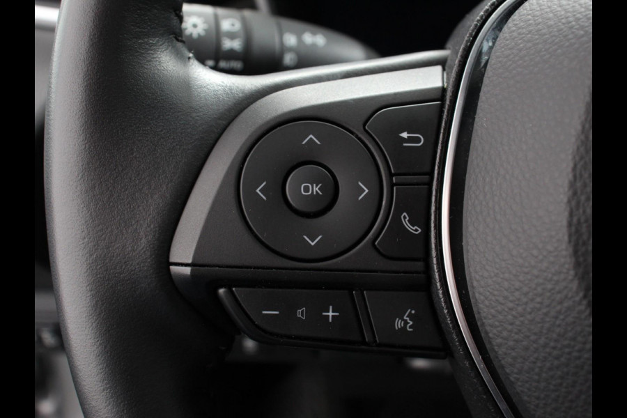 Toyota Corolla Touring Sports Automaat Hybrid 140 Active | Navigatie | Apple Carplay/Android Auto | Climate Control | Cruise Control Adaptive | 17"Lichtmetalen velgen | Camera
