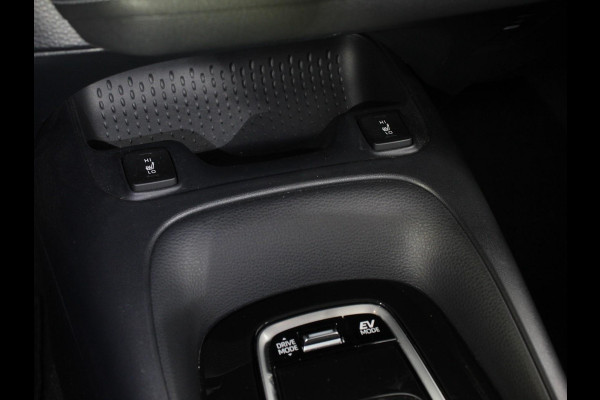 Toyota Corolla Touring Sports Automaat Hybrid 140 Active | Navigatie | Apple Carplay/Android Auto | Climate Control | Cruise Control Adaptive | 17"Lichtmetalen velgen | Camera