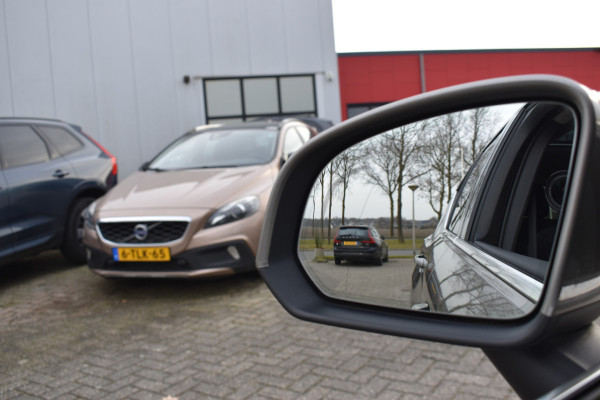 Volvo XC40 T5 262PK Automaat Recharge Bus. Pro | Carplay | ACC | 360 Camera | Panodak | Blis | Harman/Kardon | Keyless