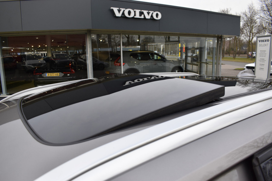 Volvo XC40 T5 262PK Automaat Recharge Bus. Pro | Carplay | ACC | 360 Camera | Panodak | Blis | Harman/Kardon | Keyless