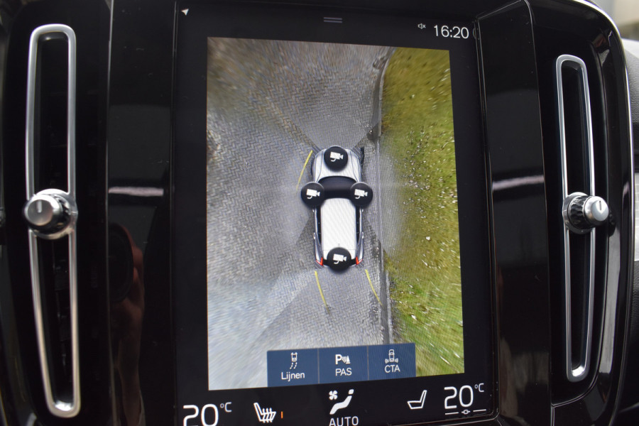 Volvo XC40 T5 262PK Automaat Recharge Bus. Pro | Carplay | ACC | 360 Camera | Panodak | Blis | Harman/Kardon | Keyless