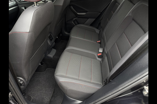 Volkswagen T-Roc 1.5 TSI Sport Automaat / Carplay / Navi / 18" LM / Adap. Cruise. / Parkeersensoren v+a