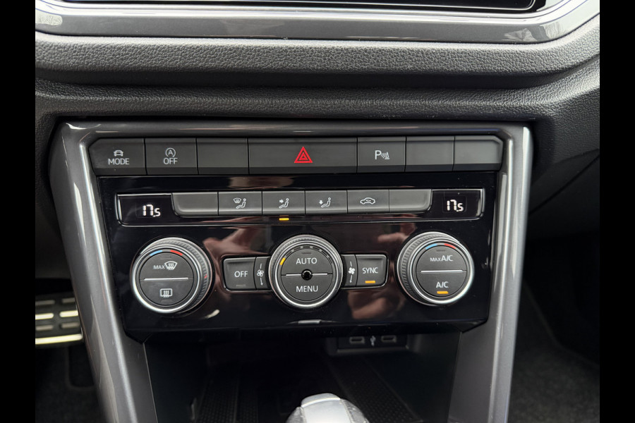 Volkswagen T-Roc 1.5 TSI Sport Automaat / Carplay / Navi / 18" LM / Adap. Cruise. / Parkeersensoren v+a
