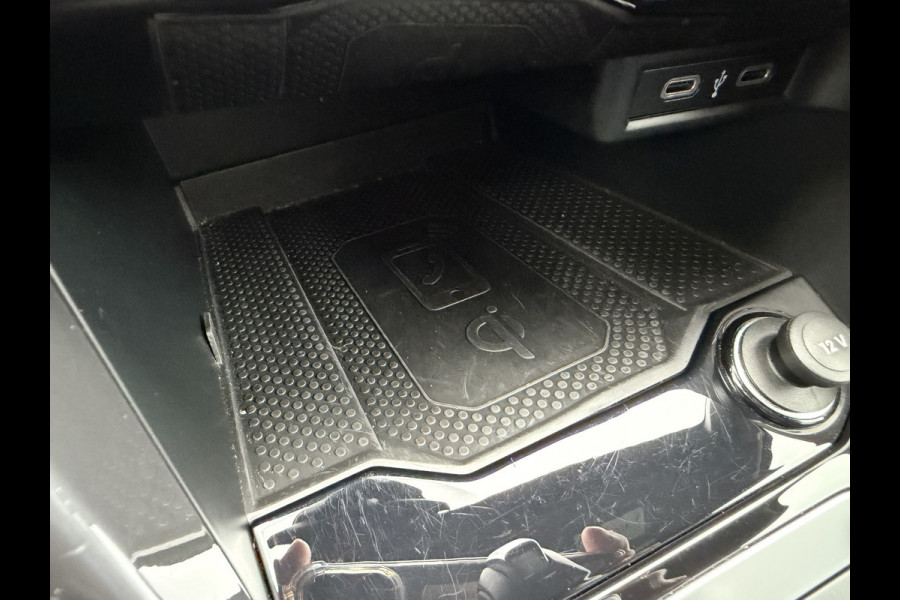 Volkswagen T-Roc 1.5 TSI Sport Automaat / Carplay / Navi / 18" LM / Adap. Cruise. / Parkeersensoren v+a