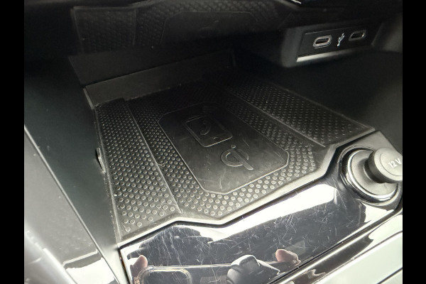 Volkswagen T-Roc 1.5 TSI Sport Automaat / Carplay / Navi / 18" LM / Adap. Cruise. / Parkeersensoren v+a