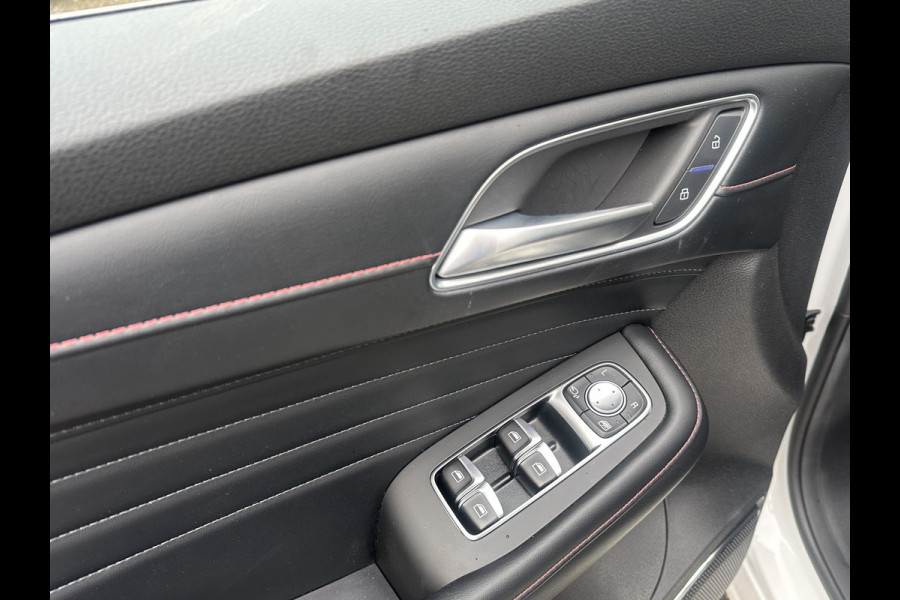 MG EHS 1.5 TGDI Luxury PHEV | MEGA COMPLEET! | COMPLETE HISTORIE AANWEZIG | FABRIEKSGARANTIE T/M 06-2029 | 52km WLTP ELECTR RIJBEREIK, TOTAAL RIJBEREIK TOT 1.000km!