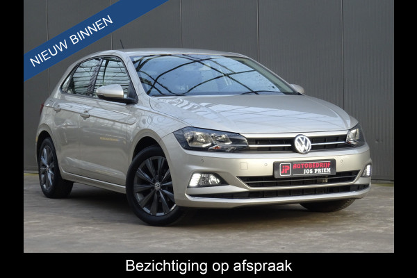 Volkswagen Polo 1.0 TSI Highline * PDC * 4 SEIZOENSBANDEN * CAMERA !!