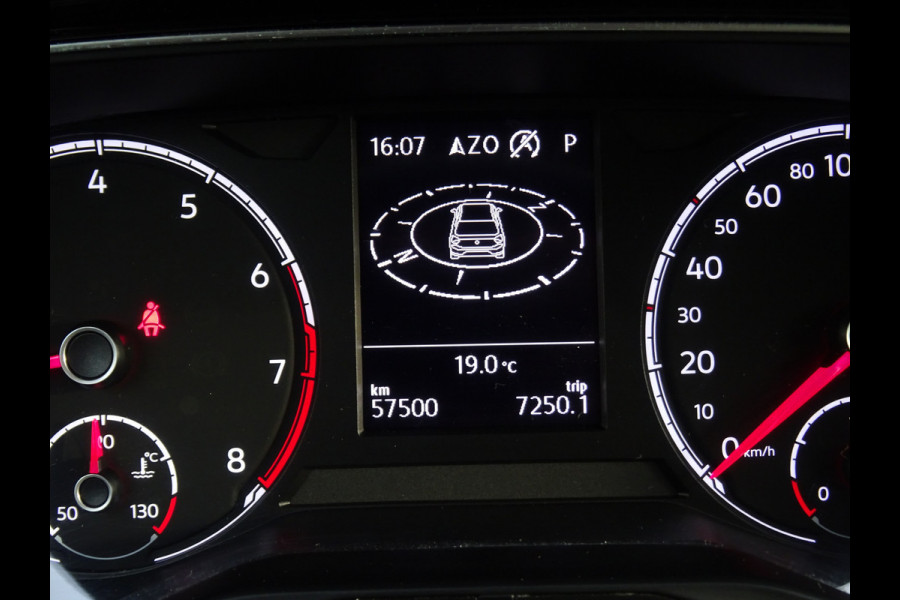 Volkswagen Polo 1.0 TSI Highline * PDC * 4 SEIZOENSBANDEN * CAMERA !!