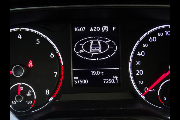 Volkswagen Polo 1.0 TSI Highline * PDC * 4 SEIZOENSBANDEN * CAMERA !!