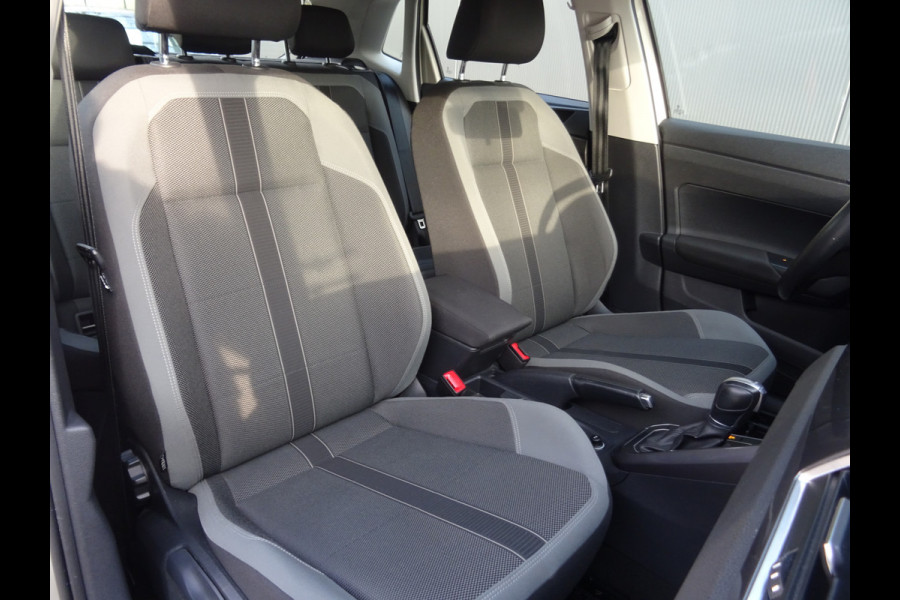 Volkswagen Polo 1.0 TSI Highline * PDC * 4 SEIZOENSBANDEN * CAMERA !!