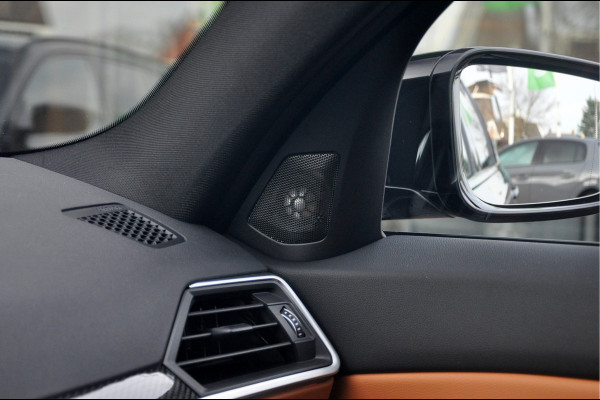 BMW 3 Serie Touring M340i xDrive Business Edition | Panoramadak | Laser | HUD | HK Audio | Zeer mooie staat!