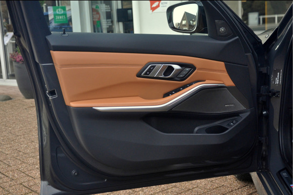 BMW 3 Serie Touring M340i xDrive Business Edition | Panoramadak | Laser | HUD | HK Audio | Zeer mooie staat!