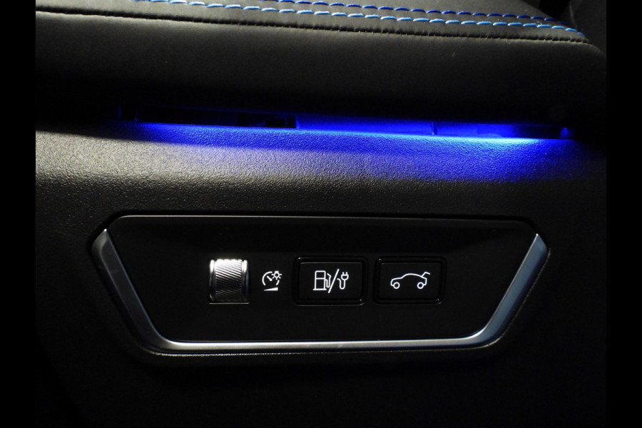 Lynk & Co 01 1.5 PHEV BlackLine ZW.HEMEL/360CAM/SCHUIFDAK/LED/20"LMV!