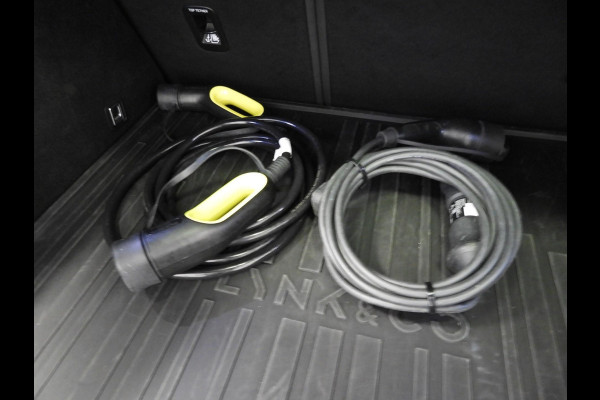 Lynk & Co 01 1.5 PHEV BlackLine ZW.HEMEL/360CAM/SCHUIFDAK/LED/20"LMV!