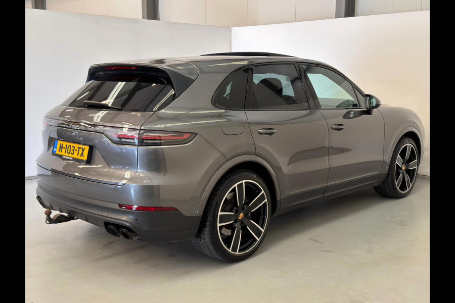 Porsche Cayenne 3.0 E-Hybrid / Pano / Sport Chrono / PDLS+ / ACC