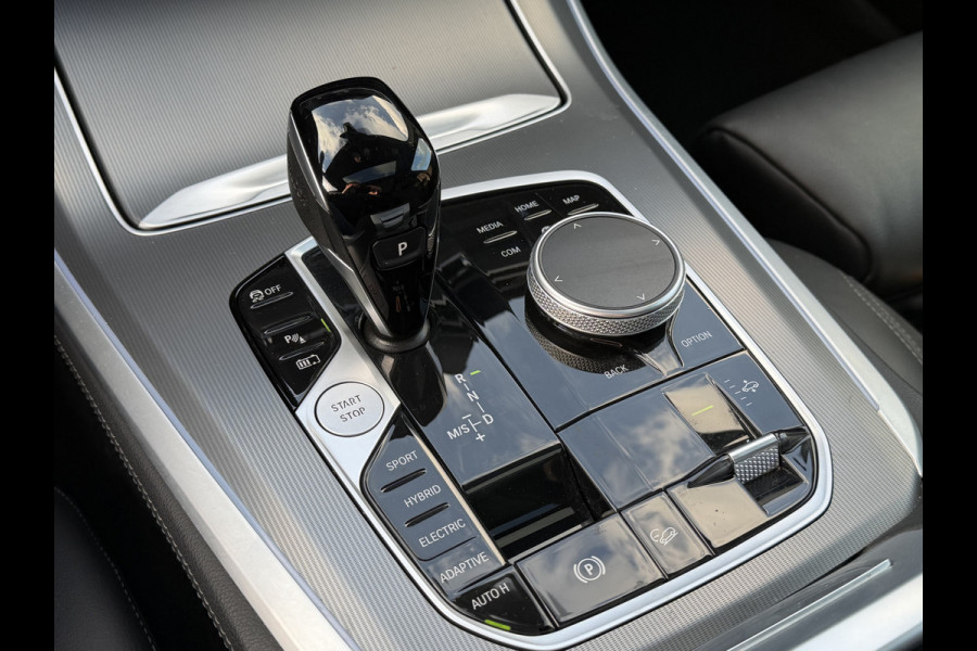 BMW X5 xDrive45e High Executive M SPORT / Panorama Dak / Adaptieve Cruise / Trekhaak