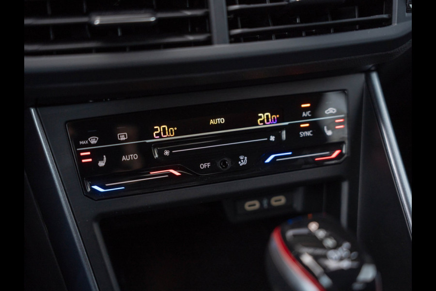 Volkswagen Polo 2.0 TSI GTI / IQ / Pano / Stoelverwarming / Camera