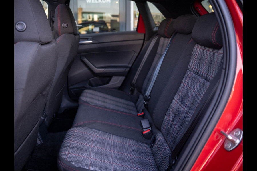 Volkswagen Polo 2.0 TSI GTI / IQ / Pano / Stoelverwarming / Camera