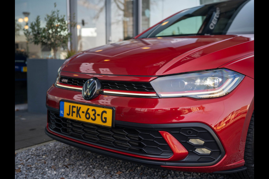 Volkswagen Polo 2.0 TSI GTI / IQ / Pano / Stoelverwarming / Camera