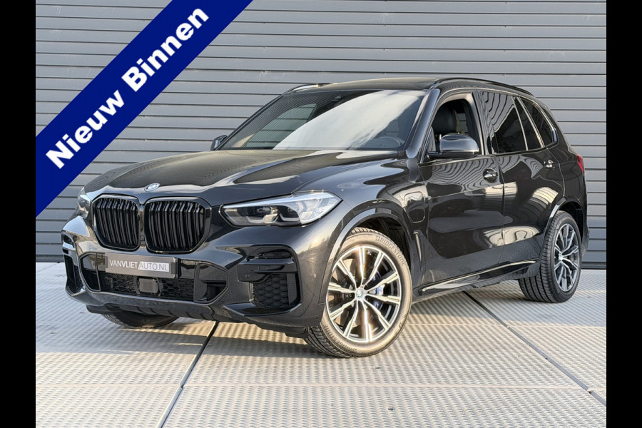 BMW X5 xDrive45e High Executive M SPORT / Panorama Dak / Adaptieve Cruise / Trekhaak