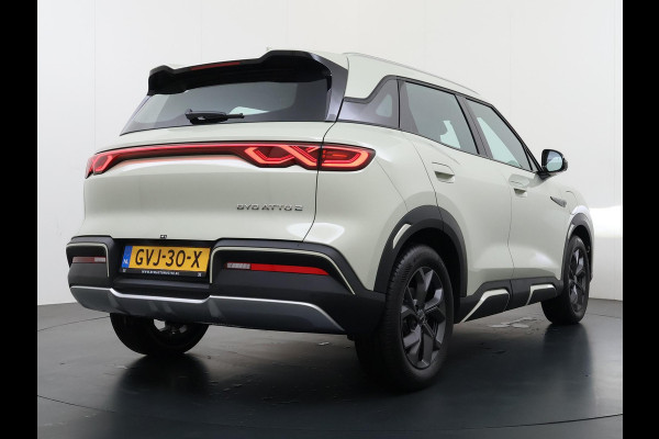 BYD ATTO 2 Boost 45 kWh DIRECT LEVERBAAR | Volledige BYD Fabrieksgarantie t/m 11-2030 of 150.000 km | Stoel & Stuurverwarming | Adaptieve Cruise | 360° Camera | Panoramadak | Dodehoekassistent | Origineel NL Auto