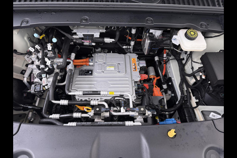 BYD ATTO 2 Boost 45 kWh DIRECT LEVERBAAR | Volledige BYD Fabrieksgarantie t/m 11-2030 of 150.000 km | Stoel & Stuurverwarming | Adaptieve Cruise | 360° Camera | Panoramadak | Dodehoekassistent | Origineel NL Auto