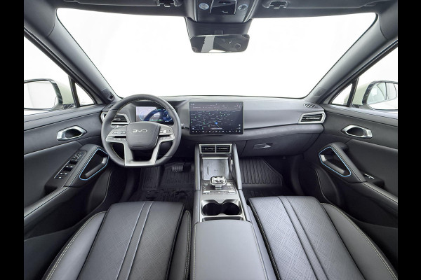BYD ATTO 2 Boost 45 kWh DIRECT LEVERBAAR | Volledige BYD Fabrieksgarantie t/m 11-2030 of 150.000 km | Stoel & Stuurverwarming | Adaptieve Cruise | 360° Camera | Panoramadak | Dodehoekassistent | Origineel NL Auto