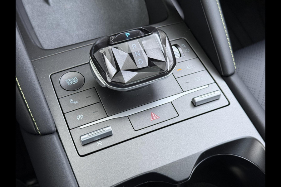 BYD ATTO 2 Boost 45 kWh DIRECT LEVERBAAR | Volledige BYD Fabrieksgarantie t/m 11-2030 of 150.000 km | Stoel & Stuurverwarming | Adaptieve Cruise | 360° Camera | Panoramadak | Dodehoekassistent | Origineel NL Auto