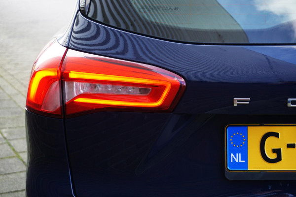 Ford FOCUS Wagon 1.0 EcoB.125PK Titanium Bus./Comfortstoelen/ B&O Geluidsinstallatie.