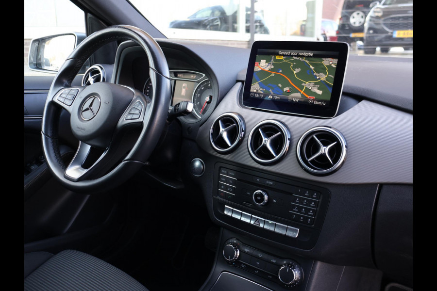 Mercedes-Benz B-Klasse 180 AUT. + 19 INCH LMV | TREKHAAK | LED | CAMERA | STOELVERW. | NAVIGATIE