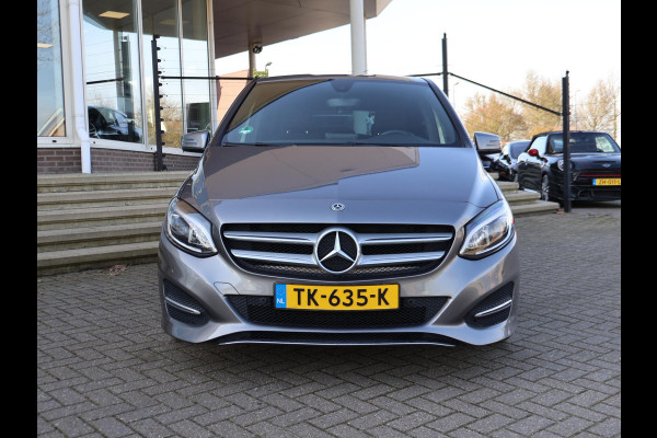 Mercedes-Benz B-Klasse 180 AUT. + 19 INCH LMV | TREKHAAK | LED | CAMERA | STOELVERW. | NAVIGATIE